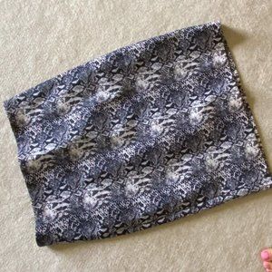 Fun python printed straight kneelength skirt